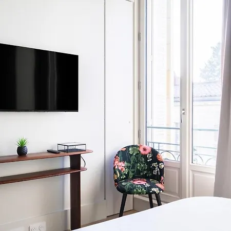 D'architecte Au Marche Appartement